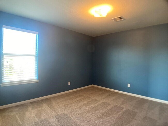 Building Photo - 24311 Sandhill Trails Ct