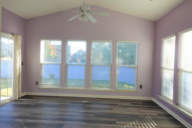 Building Photo - 233 Highgate Cir