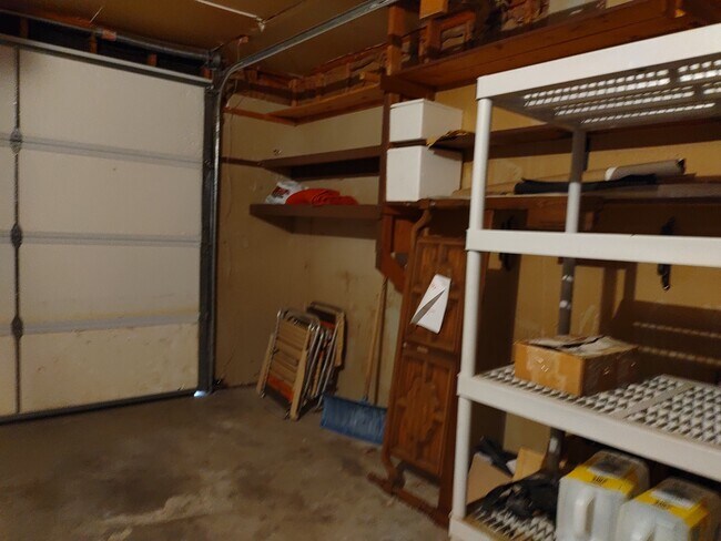 Building Photo - 20 Orcutt Dr