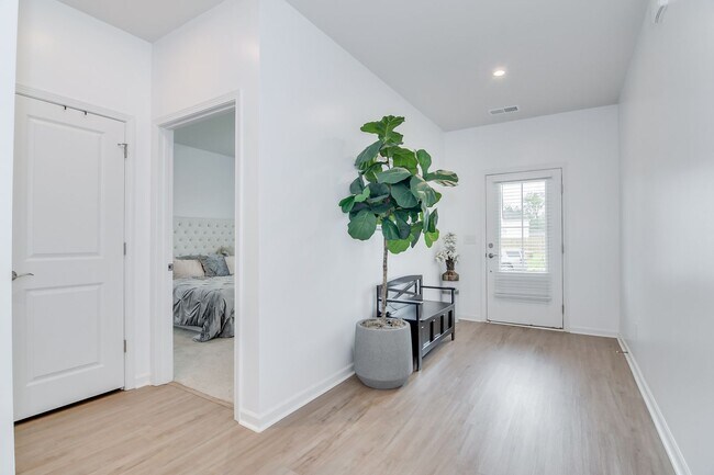 Building Photo - Harlem Beauty!