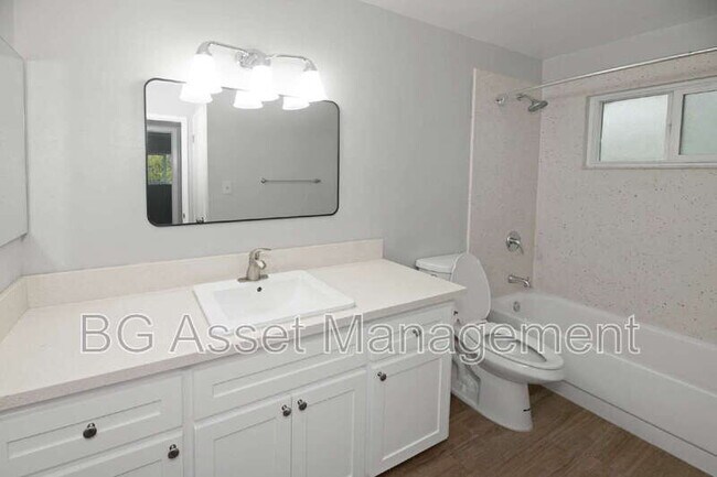 Building Photo - 4621 Ashdale Ct