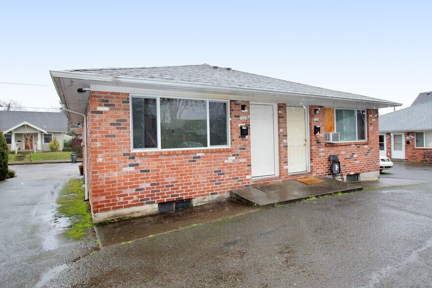 Building Photo - 7312-7334 N Lancaster Ave