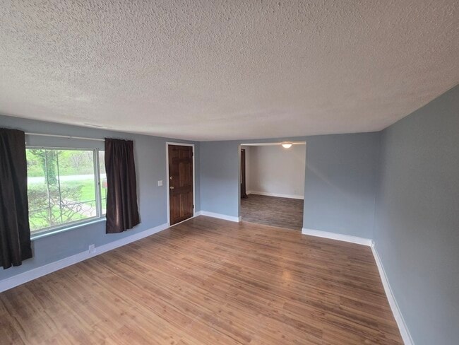 Building Photo - 1007 Olsen Ave