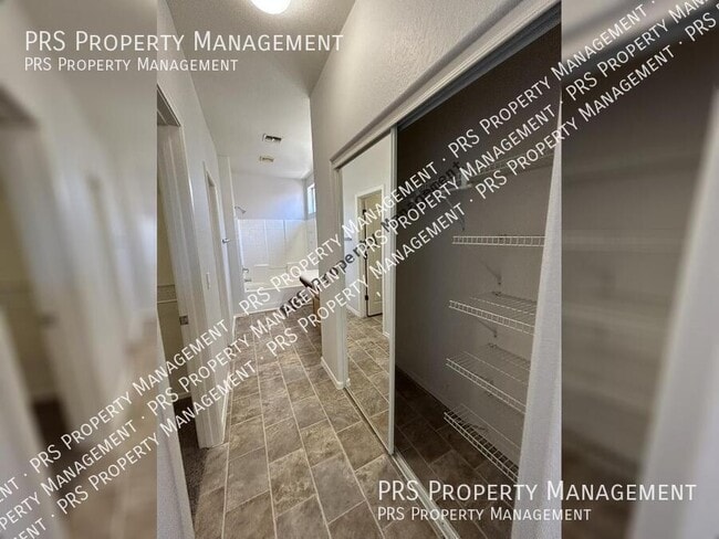 Building Photo - 3651 E Sundance Ave