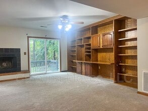 Building Photo - 214 Brookside Dr