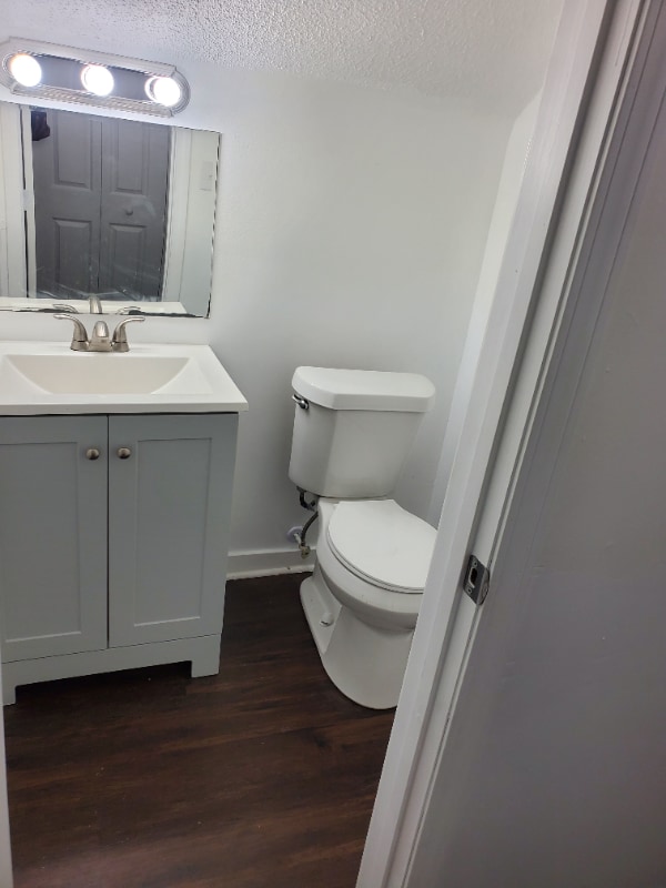 Building Photo - 6825 E Coronet Ct