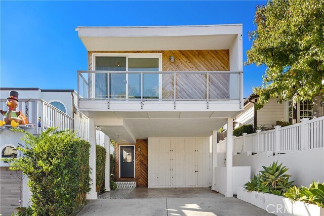 Building Photo - 1053 Oro St