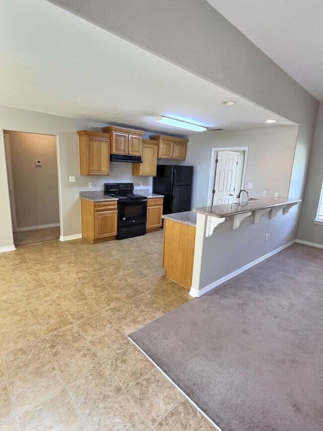 Building Photo - 3/2 home in the Audubon Lake Subdivision in Gulfport, MS