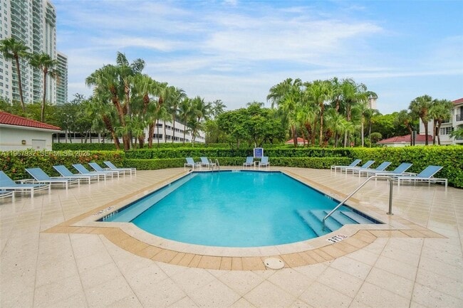 Building Photo - 3145 NE 184th St