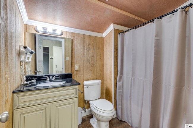 Building Photo - 2116 Bayou Darbonne Dr