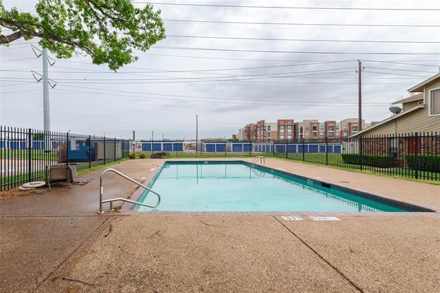 Building Photo - 2240 Tarpley Rd
