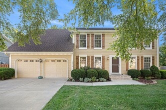 Building Photo - 4 Bed Home Premium Fixtures
