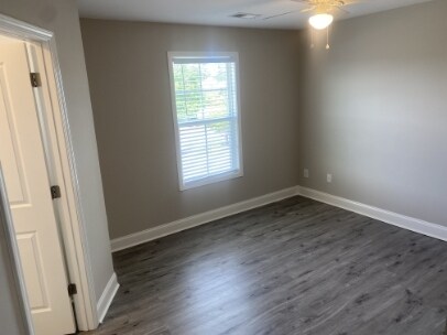 Building Photo - 479 3rd Loop Rd