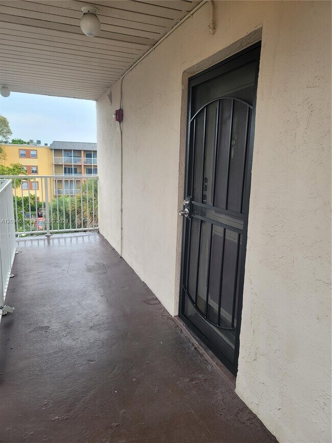 Building Photo - 2800 NW 56th Ave