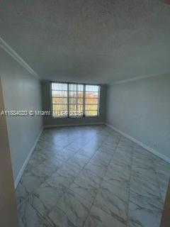 Building Photo - 3960 Oaks Clubhouse Dr
