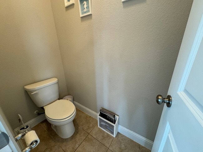 Building Photo - 6605 Alabaster Dr
