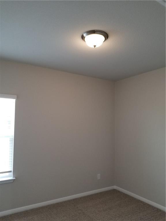 Building Photo - 2031 Port Ellen Dr