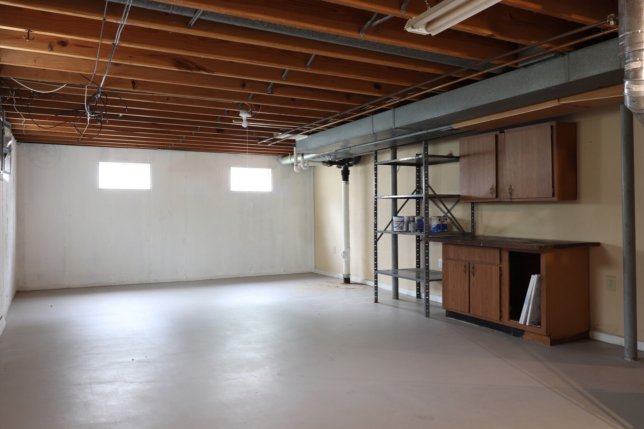 Building Photo - 235 Towercliffe Dr