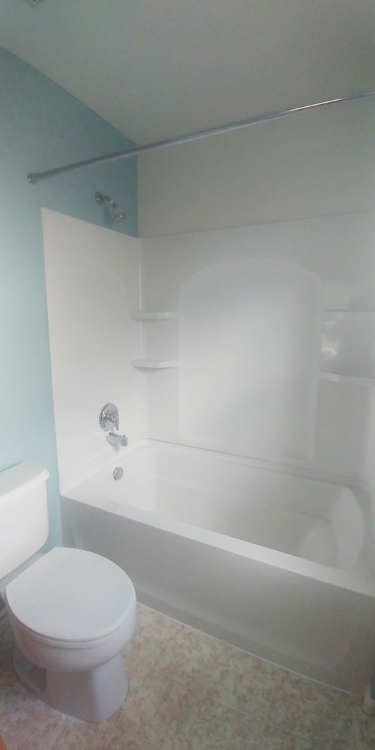 Building Photo - Cross Creek Townhome - 3 Bedroom 3 Bath to...