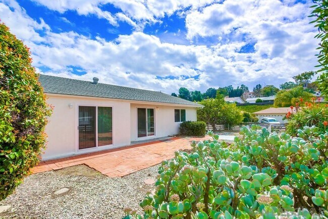 Building Photo - 16720 Callado Ct