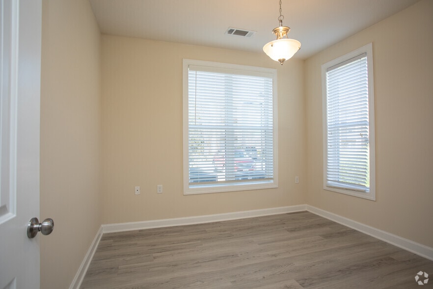 1BR, 1BA - The Fairfield - 840SF - Bedroom - Rosewood at Clemson