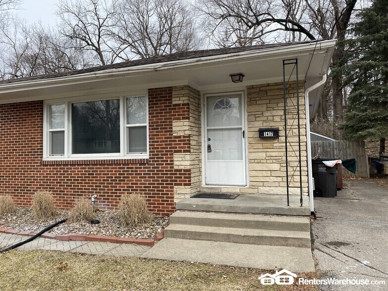 Building Photo - 1417 Cummins Pkwy