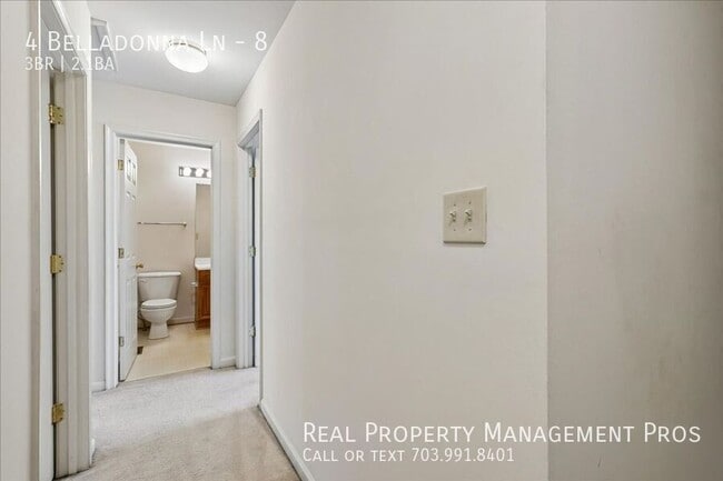 Building Photo - 4 Belladonna Ln