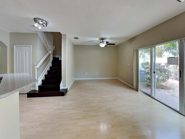 Primary Photo - 12751 SW 28th Ct