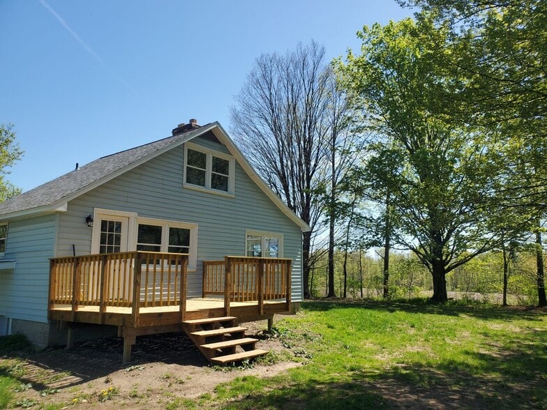 Building Photo - 238 Co Rd 67