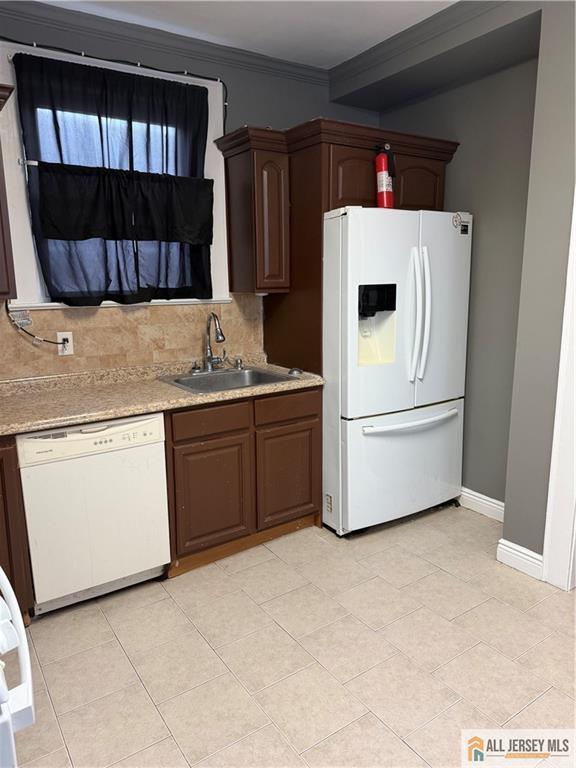 Building Photo - 185 Linden Ave