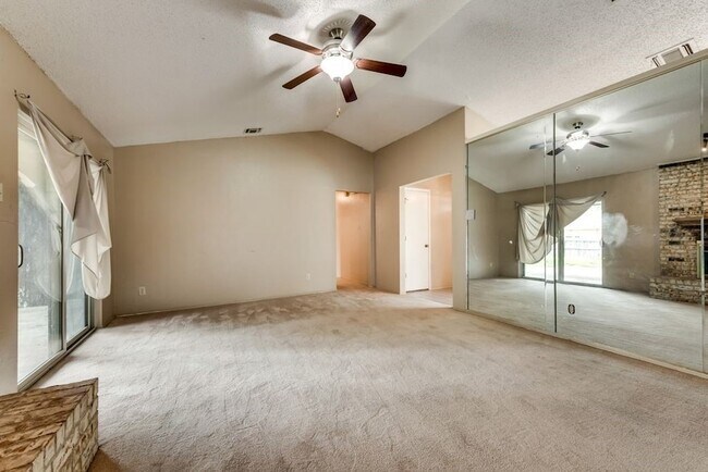Building Photo - 3702 Lofland Ln
