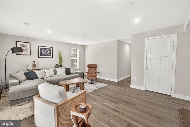Building Photo - 16224 Bright Star Wy