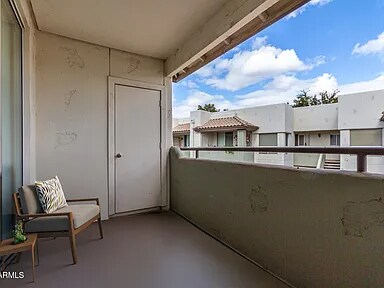 Building Photo - 1825 W Ray Rd