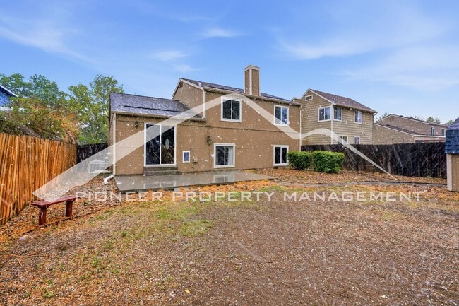 Building Photo - Charming home in Longmont