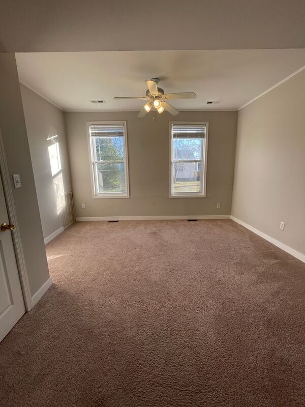 Building Photo - 2117 Fairfax Ave