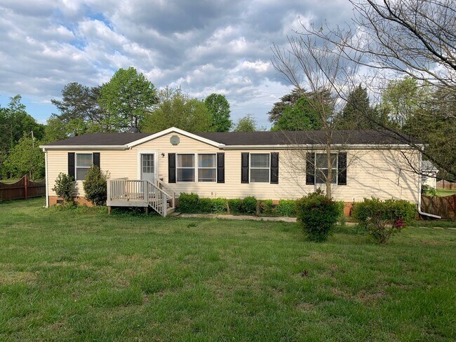 Building Photo - 128 Evelyn Ln