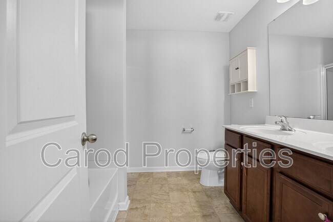 Building Photo - 3315 Runneymede Street SW