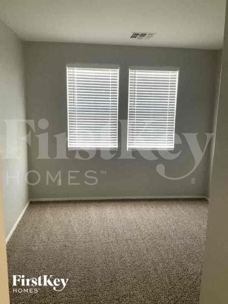 Building Photo - 17623 W Cavedale Dr