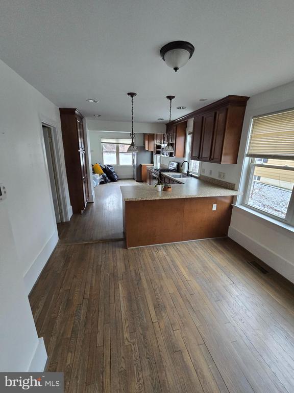 Building Photo - 13 Dublin Dr