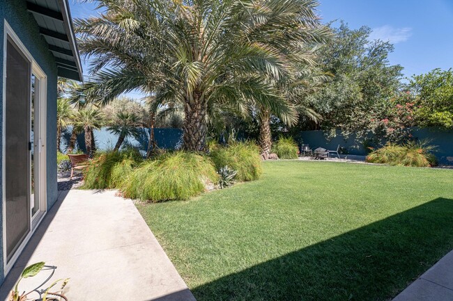 Building Photo - 44828 Rubidoux St
