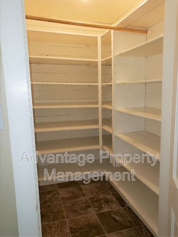 Building Photo - 1175 D St