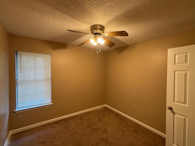 Building Photo - 2552 Arborgreen Cove