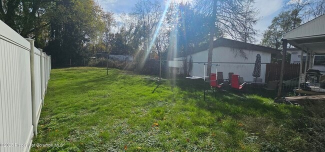 Building Photo - 450 N Main St