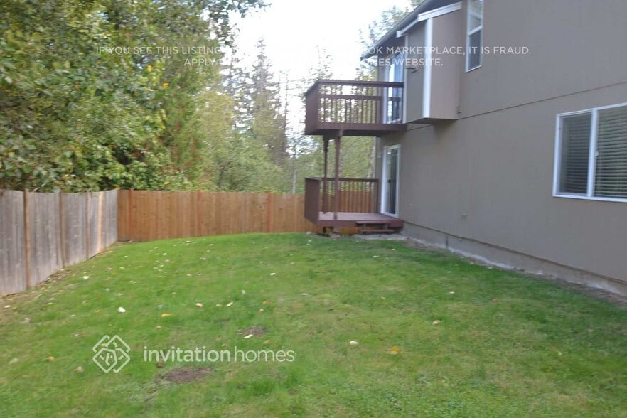 Building Photo - 1315 187th St Ct E