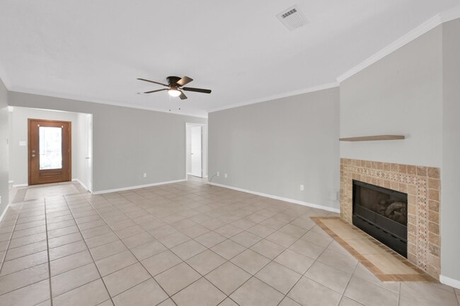 Building Photo - 28903 Atherstone St