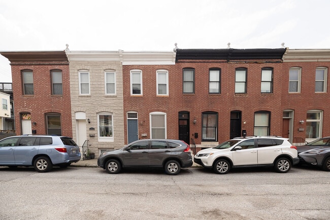 Primary Photo - 6 N Decker Ave