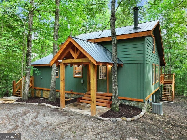 Building Photo - 166 Nantahala Pass Rd