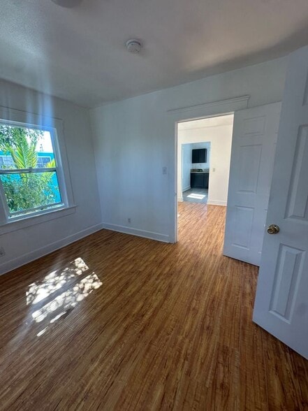 Building Photo - 1714 W 35th St