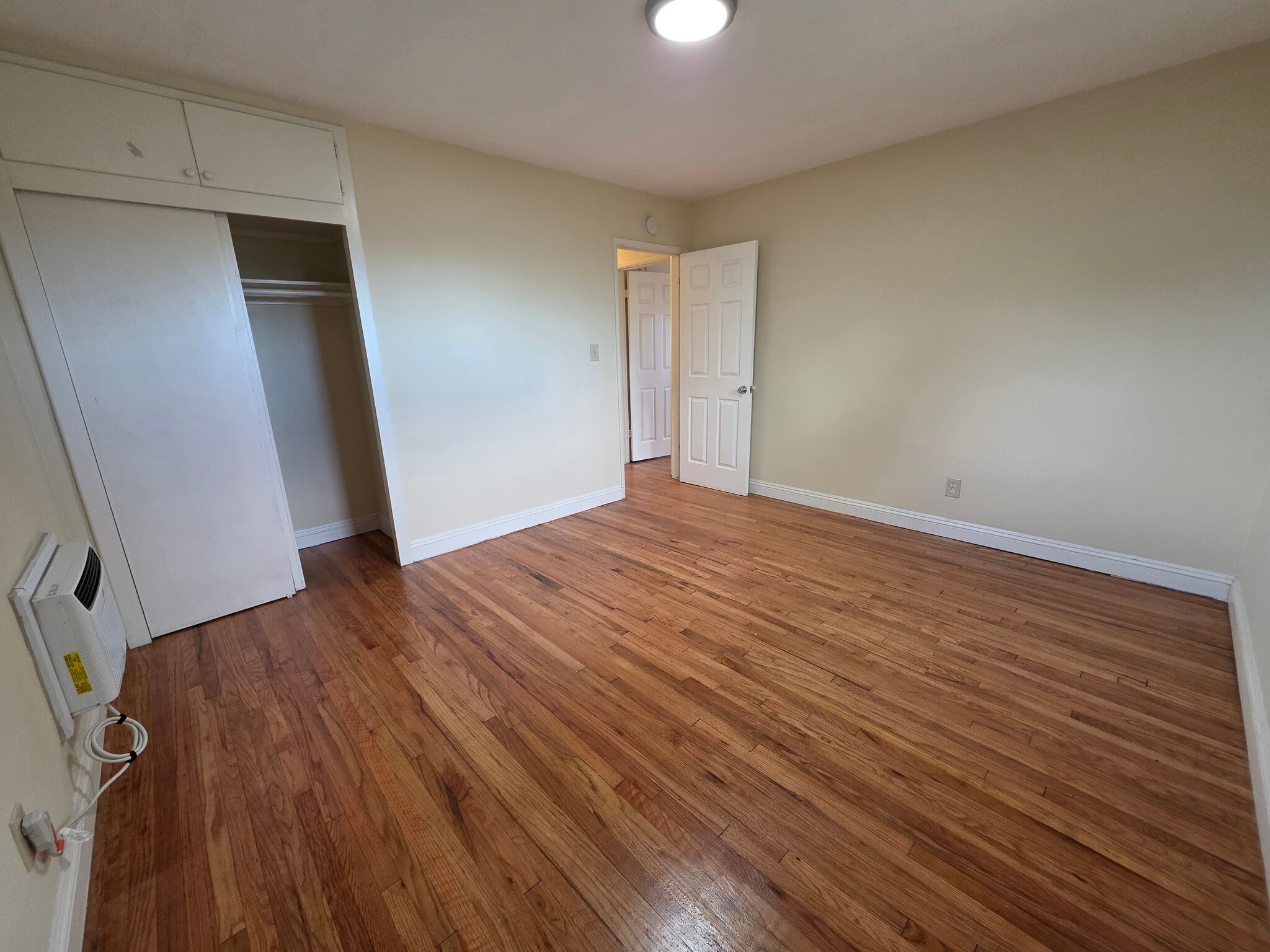 Building Photo - 5457 Dorothy Dr