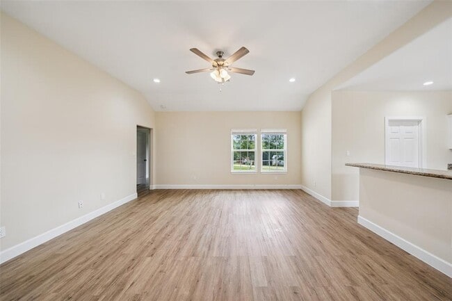 Building Photo - 14107 Overstreet Dr